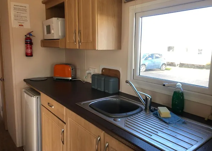 10 Berth Caravan On Marine Park In Rhyl